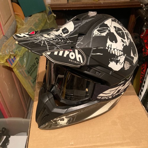 Casco airoh skull - casco,